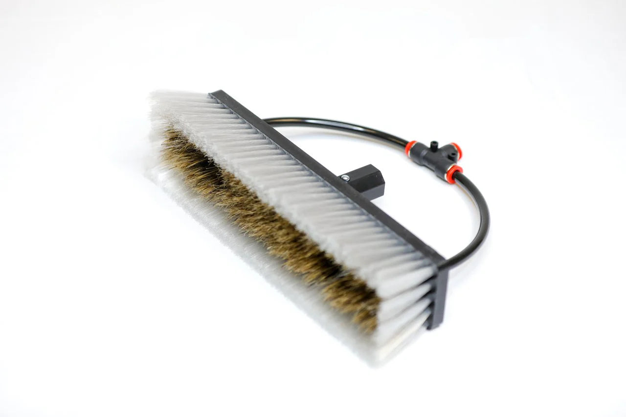 Tucker Window Cleaning Water Fed Brush │ Dual Trim - Boar & Nylon Bristle Hybrid - 2 Pencil Jets