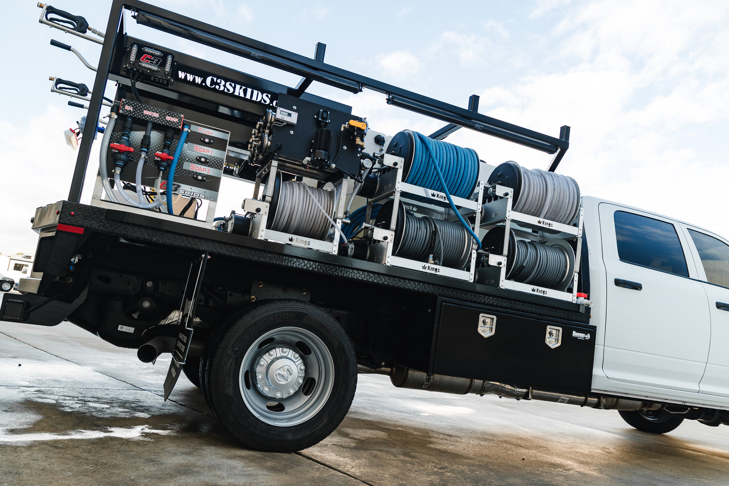 NEW Crew Cab Flatbed Build 450 / 550 or 4500 / 5500 Chasis